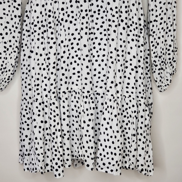 Eloquii Polka Dot Ruffle Hem Dress Size 14 Smocked Bodice Flowy V-Neck Feminine - Picture 3 of 15